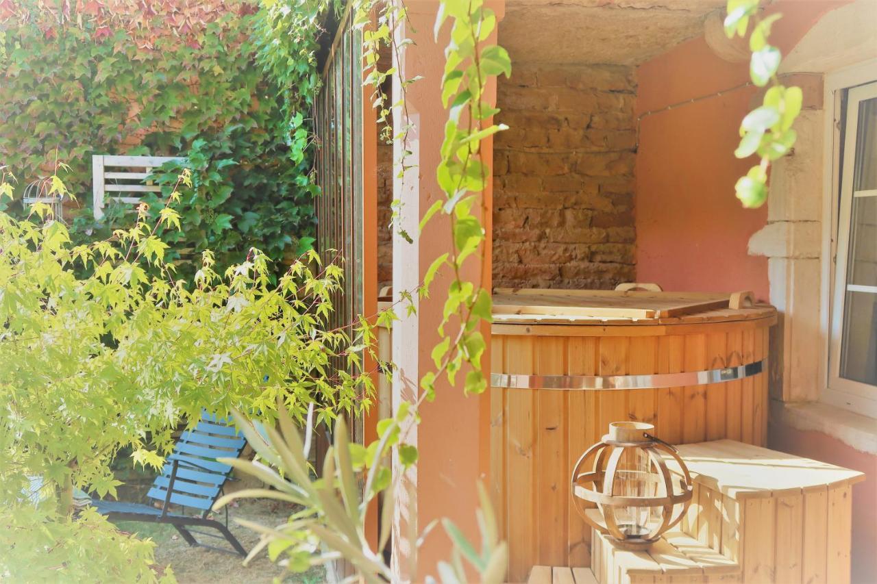La Petite Madeleine - Chambre D'Hotes & Spa Burgy Exterior foto